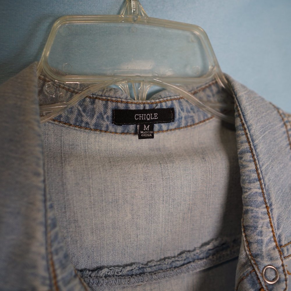 Denim blouse - Picture 2 of 5